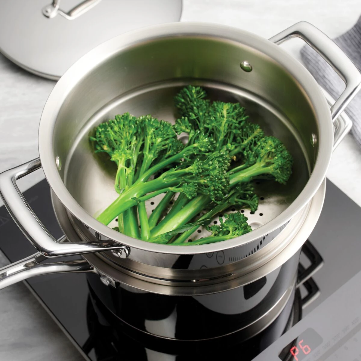 Tramontina Stainless Steel Steamer Insert To Fit Prima 3 Qt And 4 Qt Sauce Pans (ø20 Cm) 1 Tramontina Stainless Steel Steamer Insert To Fit Prima 3 Qt And 4 Qt Sauce Pans (ø20 Cm)