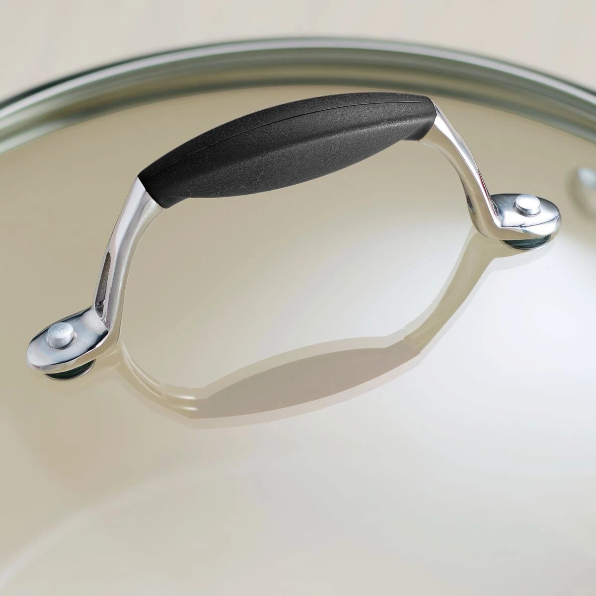 Tramontina 5 Qt Ceramic Covered Dutch Oven - Black 5 Tramontina 5 Qt Ceramic Covered Dutch Oven - Black - Image 5