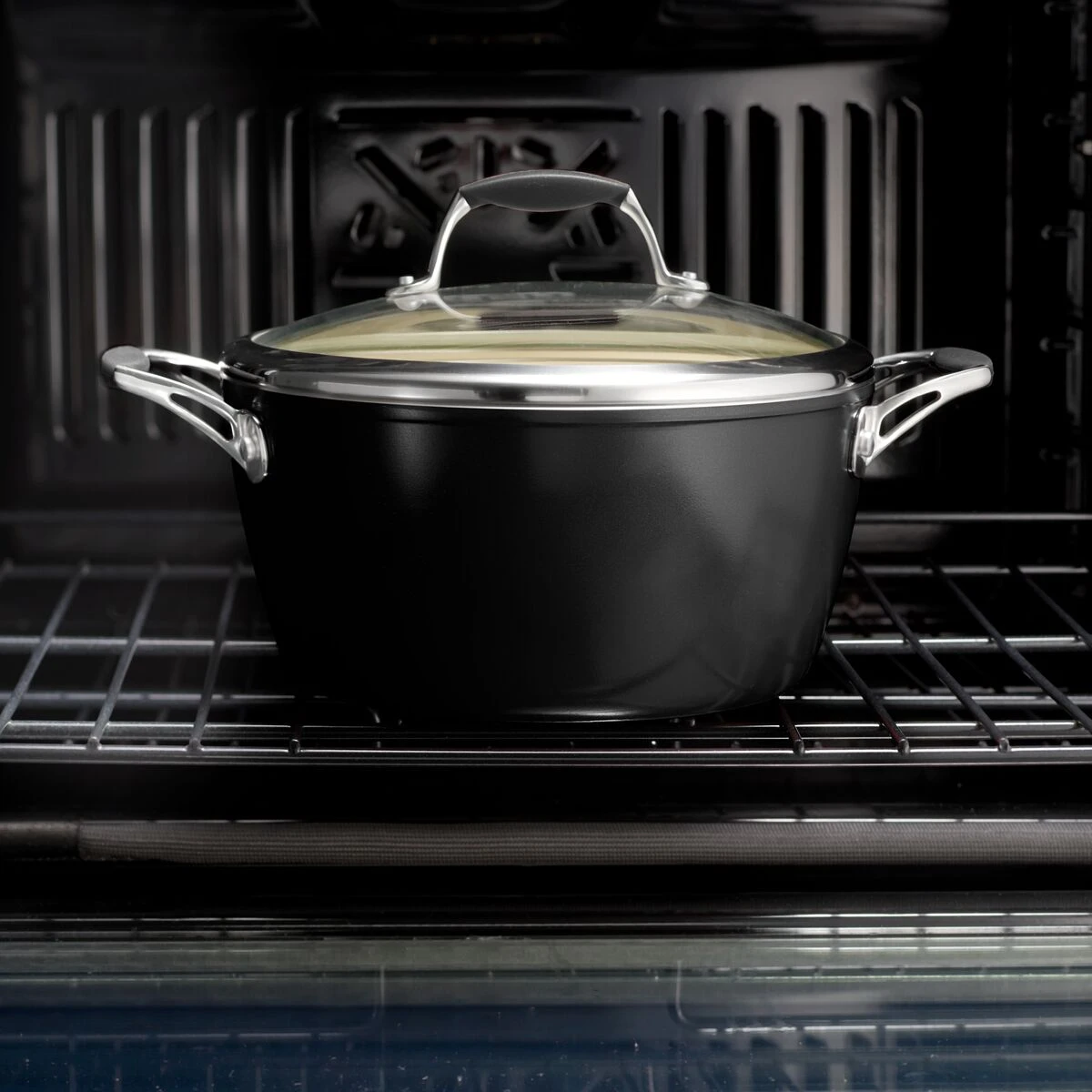 Tramontina 5 Qt Ceramic Covered Dutch Oven - Black 2 Tramontina 5 Qt Ceramic Covered Dutch Oven - Black - Image 2