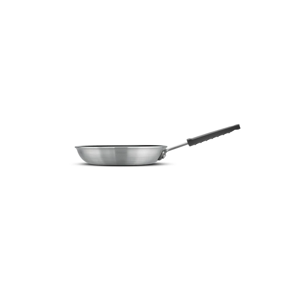 Tramontina PRO Fusion 8 In Aluminum Nonstick Fry Pan - Satin 3 Tramontina PRO Fusion 8 In Aluminum Nonstick Fry Pan - Satin - Image 3