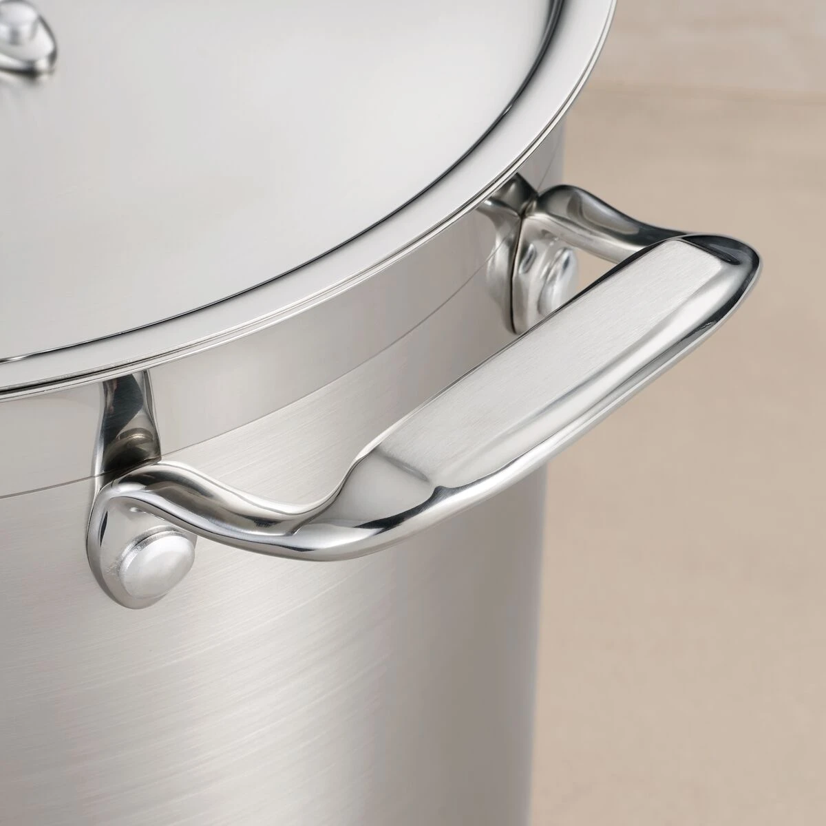 Tramontina 12 Qt Stainless Steel Covered Stock Pot 5 Tramontina 12 Qt Stainless Steel Covered Stock Pot - Image 5