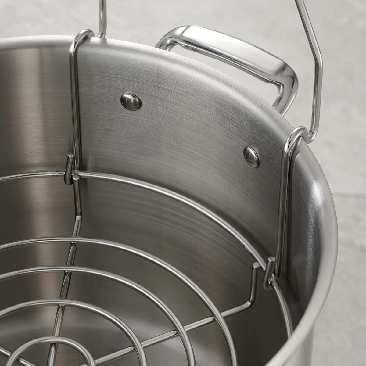 Tramontina 22 Qt Stainless Steel Canning Stock Pot With Rack 9 Tramontina 22 Qt Stainless Steel Canning Stock Pot With Rack - Image 9