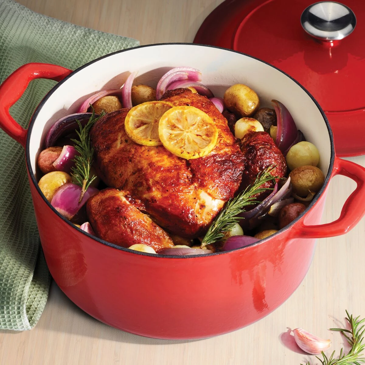 Tramontina 6.5 Qt Enameled Cast-Iron Series 1000 Covered Round Dutch Oven - Gradated Red 1 Tramontina 6.5 Qt Enameled Cast-Iron Series 1000 Covered Round Dutch Oven - Gradated Red