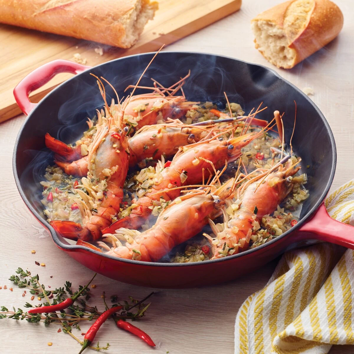 Tramontina 12 In Enameled Cast-Iron Series 1000 Skillet - Gradated Red 1 Tramontina 12 In Enameled Cast-Iron Series 1000 Skillet - Gradated Red