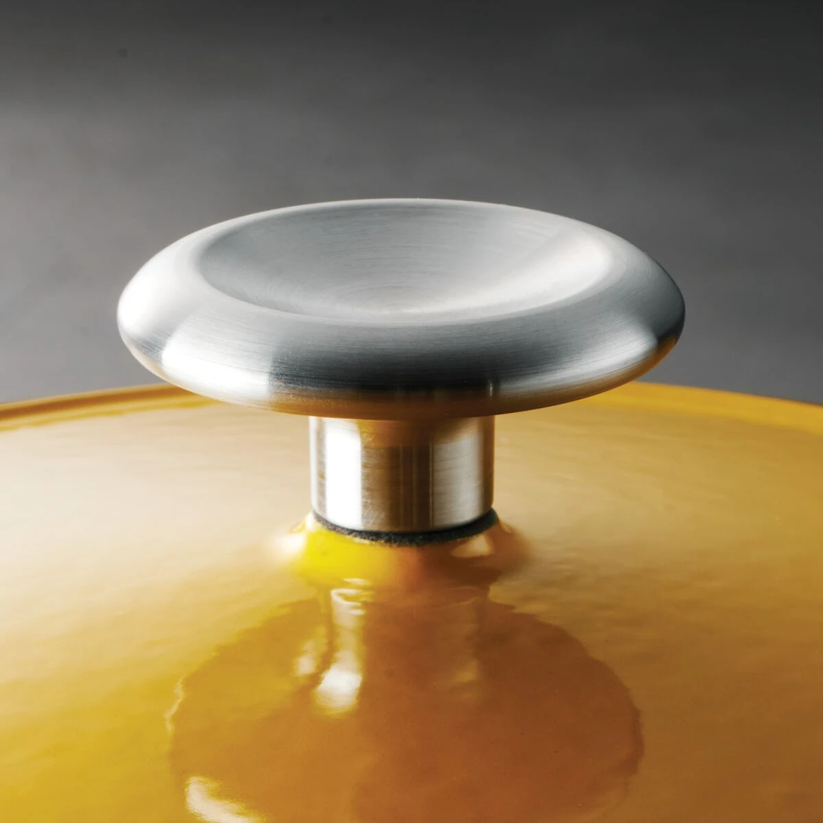 Tramontina 12 In Enameled Cast Iron Covered Skillet - Sunrise 6 Tramontina 12 In Enameled Cast Iron Covered Skillet - Sunrise - Image 6