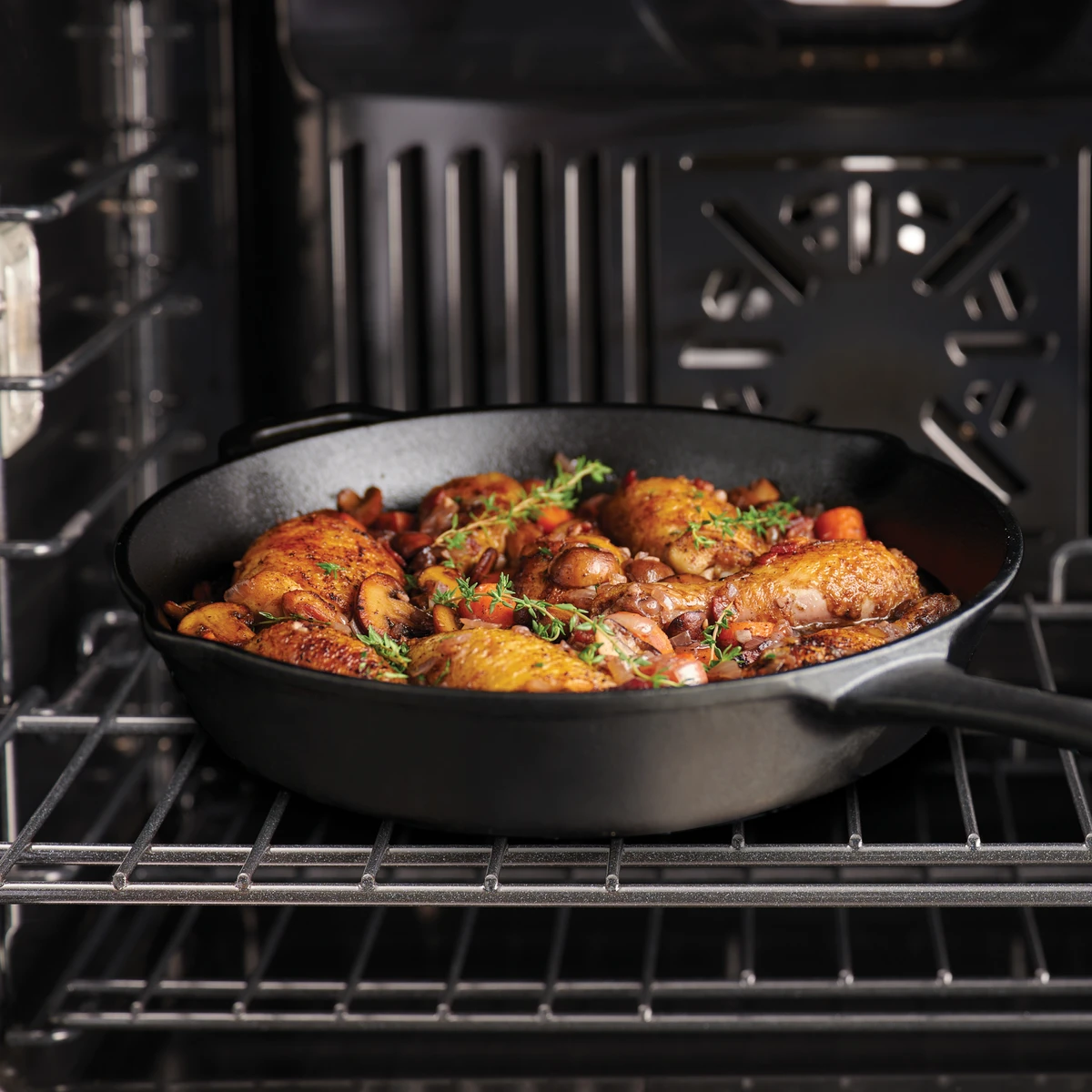 Tramontina Pre-seasoned Cast Iron 2 Pk Skillets With Silicone Grips 4 Tramontina Pre-seasoned Cast Iron 2 Pk Skillets With Silicone Grips - Image 4