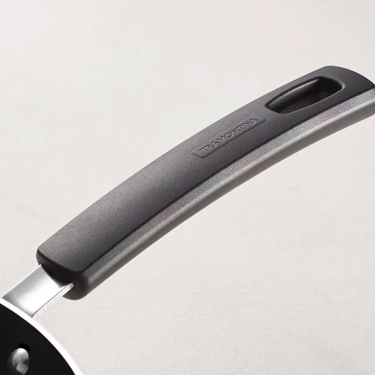 Tramontina Sicilia 11 In Aluminum Nonstick Saute Pan - Raspberry 4 Tramontina Sicilia 11 In Aluminum Nonstick Saute Pan - Raspberry - Image 4