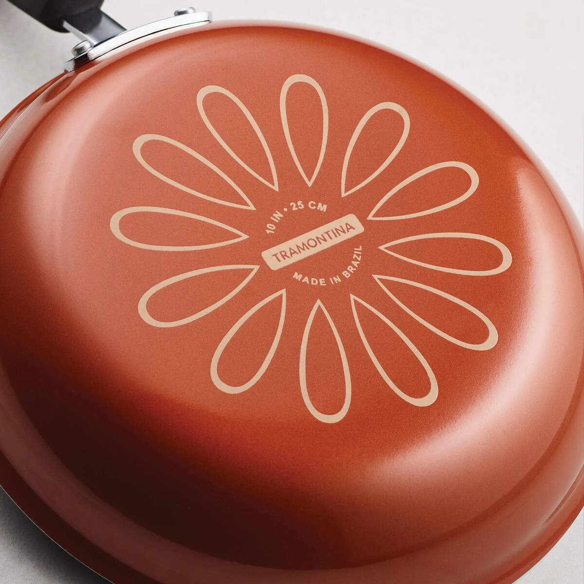 Tramontina 3 Pk Fry Pans - Metallic Red 6 Tramontina 3 Pk Fry Pans - Metallic Red - Image 6