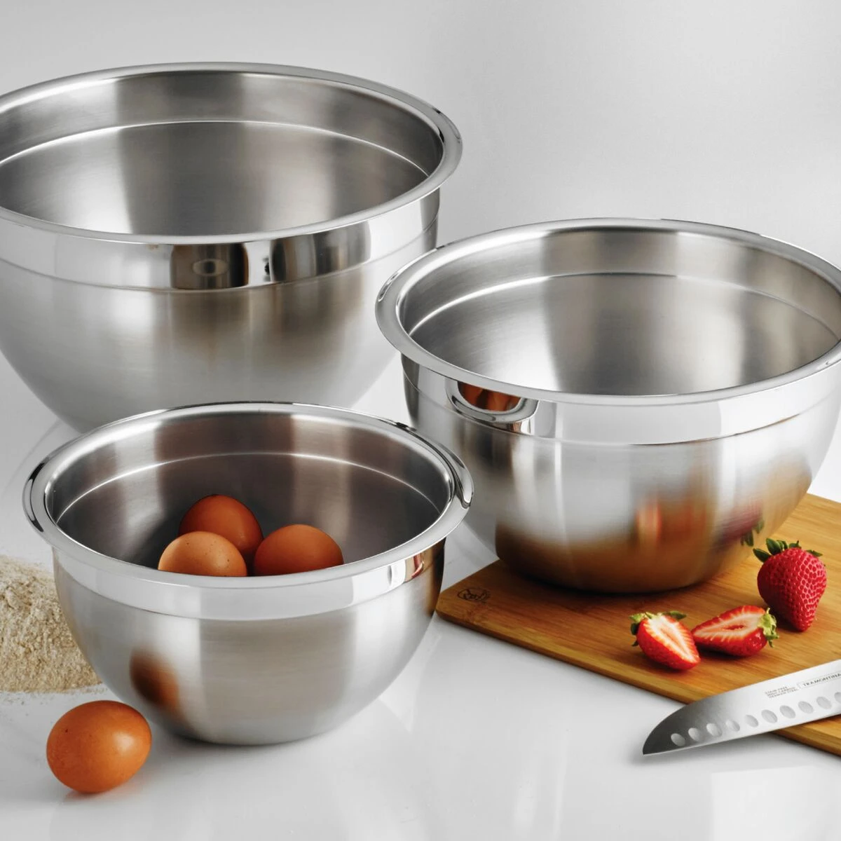 Tramontina 3 Pc Stainless Steel Mixing Bowl Set 7 Tramontina 3 Pc Stainless Steel Mixing Bowl Set - Image 7