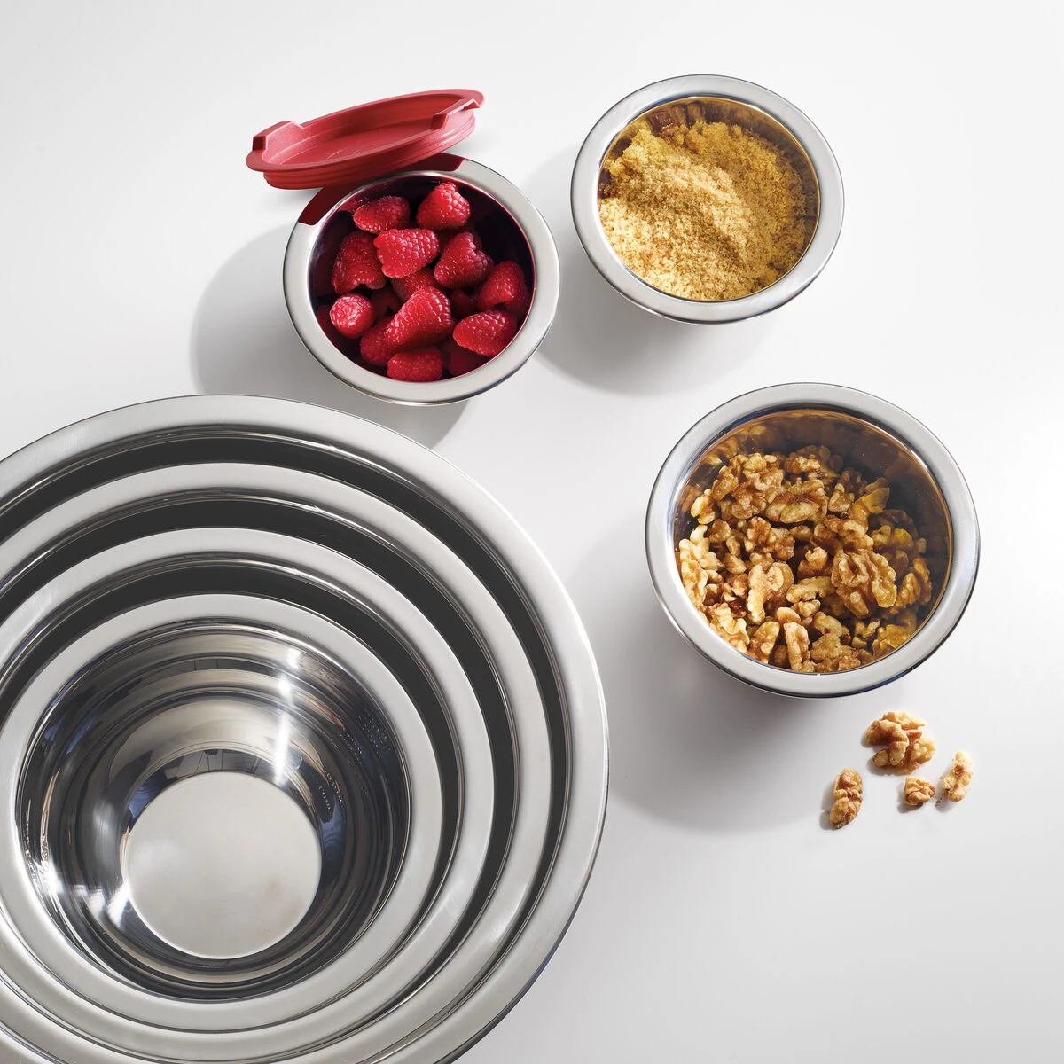 Tramontina 14 Pc Stainless Steel Covered Mixing Bowl Set With Silicone Base - Red 2 Tramontina 14 Pc Stainless Steel Covered Mixing Bowl Set With Silicone Base - Red - Image 2