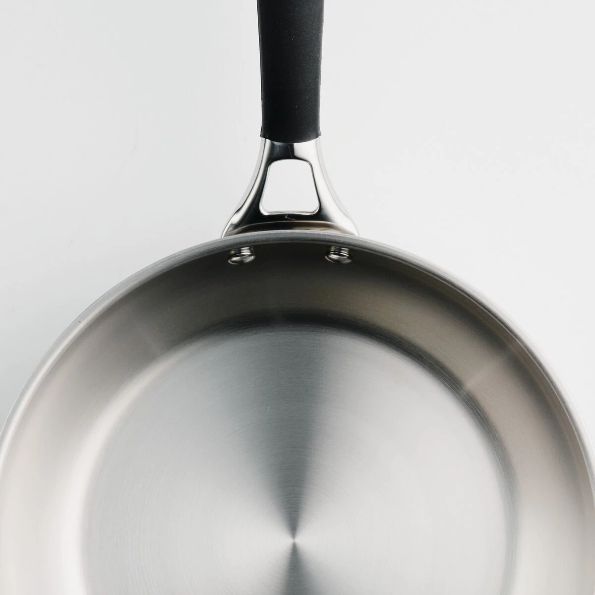 Tramontina Guru 9.5 In Stainless Steel Fry Pan 3 Tramontina Guru 9.5 In Stainless Steel Fry Pan - Image 3